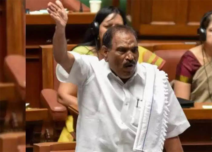 ‘ನಾವು ನೇಣಿಗೇರಬೇಕೆಂಬುದು ಸರಕಾರದ ಉದ್ದೇಶವೇ?: ಶಾಸಕ ಶಿವಲಿಂಗೇಗೌಡ ಪ್ರಶ್ನೆ