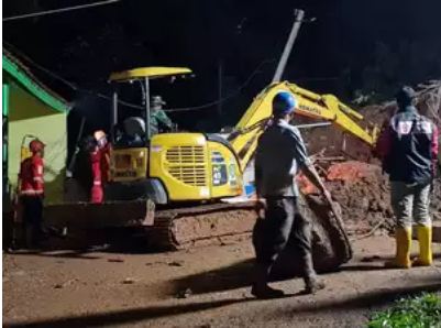 ಇಂಡೋನೇಶ್ಯ: ಭೂಕುಸಿತಕ್ಕೆ ಕನಿಷ್ಠ 11 ಬಲಿ