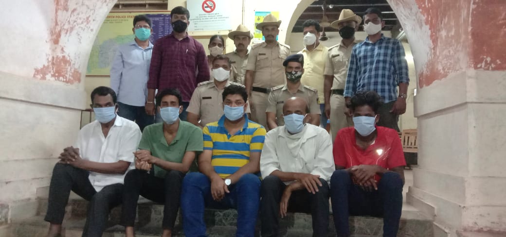 ವೇಶ್ಯಾವಾಟಿಕೆ: ಲಾಡ್ಜ್‌ಗೆ ಪೊಲೀಸರ ದಾಳಿ; ಐವರ ಬಂಧನ