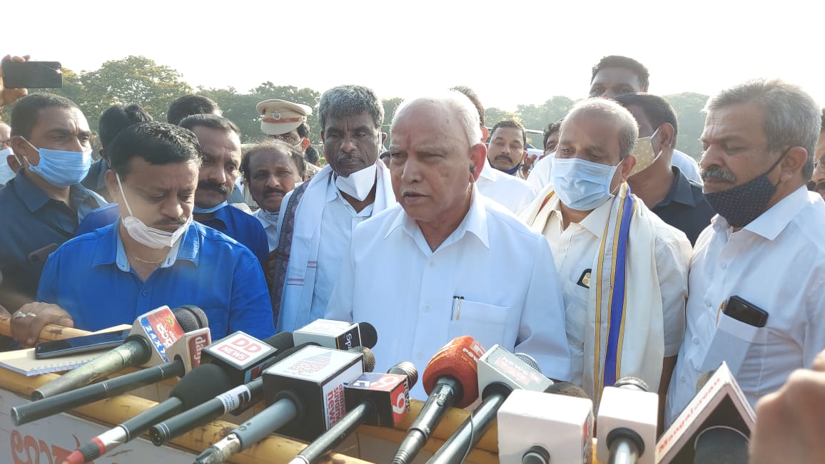 ಕರ್ನಾಟಕದ ಒಂದಿಂಚು ಭೂಮಿ ಕೊಡುವ ಪ್ರಶ್ನೆಯೇ ಇಲ್ಲ: ಸಿಎಂ ಯಡಿಯೂರಪ್ಪ