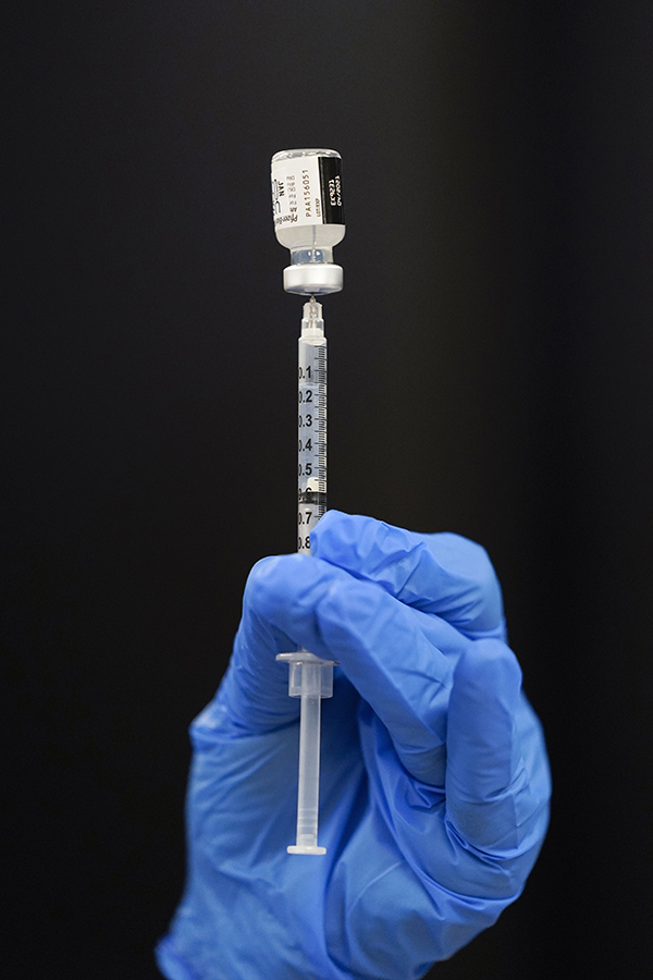 ಭಾರತ ಬಯೊಟೆಕ್‌ನ ಕೋವ್ಯಾಕ್ಸಿನ್ ಲಸಿಕೆ ಪಡೆಯಲು ಹಿಂಜರಿಯುತ್ತಿರುವ ಫಲಾನುಭವಿಗಳು