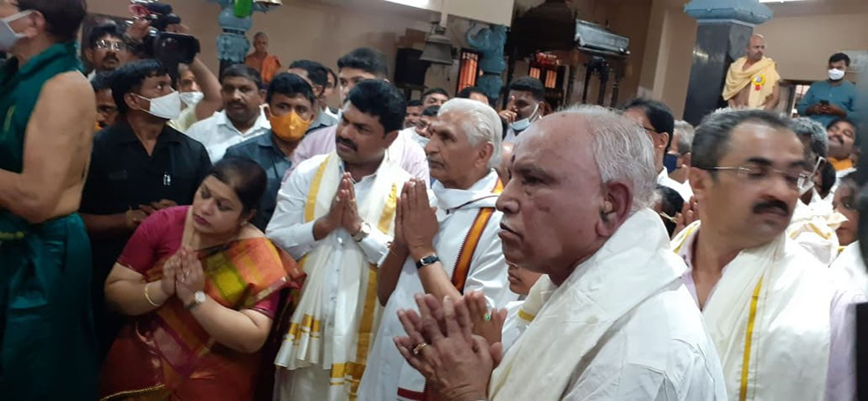 ಕುಂಭಾಶಿ: ಕುಟುಂಬ ಸಮೇತ ಗಣಯಾಗದಲ್ಲಿ ಭಾಗವಹಿಸಿದ ಸಿಎಂ ಯಡಿಯೂರಪ್ಪ