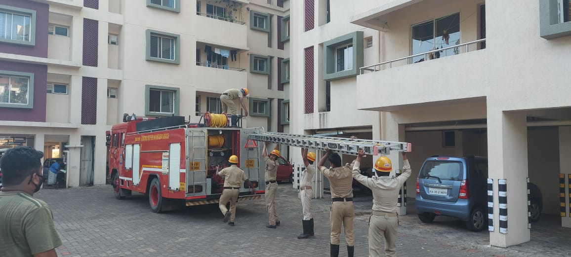 ಮಣಿಪಾಲ : ಫ್ಲ್ಯಾಟ್‌ನ ಬಾತ್‌ರೂಮ್‌ನಲ್ಲಿ ಚಿಲಕ ಹಾಕಿಕೊಂಡಿದ್ದ ಬಾಲಕನ ರಕ್ಷಣೆ