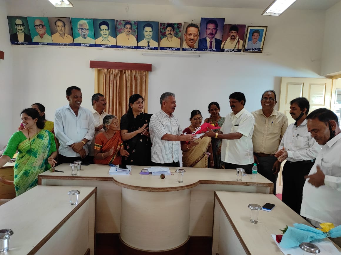 ಗ್ರಾಪಂ ಸದಸ್ಯರಿಗೆ ಎಪಿಎಂಸಿ ವತಿಯಿಂದ ಅಭಿನಂದನಾ ಕಾರ್ಯಕ್ರಮ