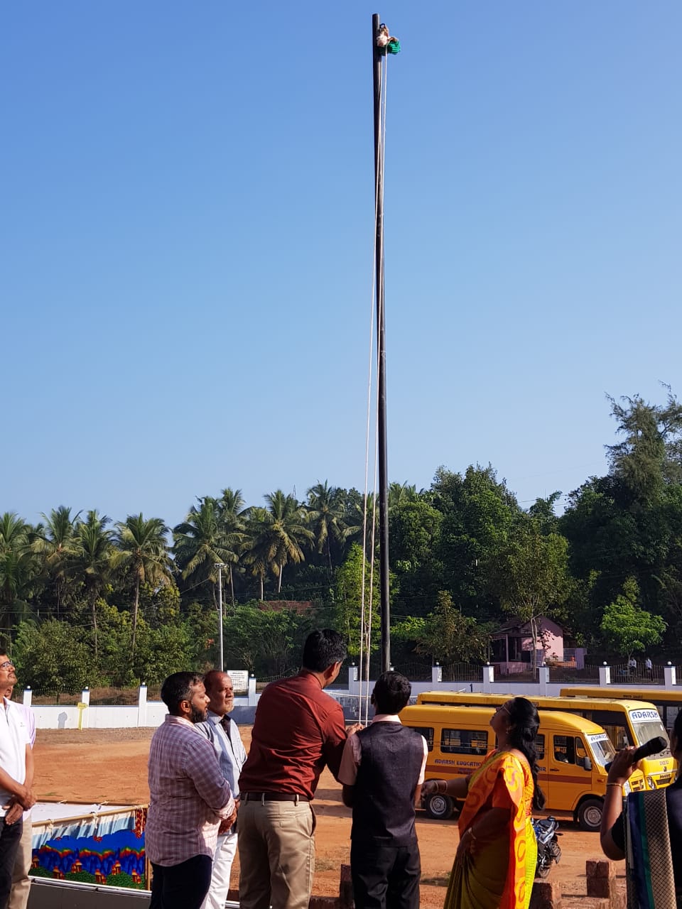 ತೋಡಾರು : ಆದರ್ಶ ಶಿಕ್ಷಣ ಸಂಸ್ಥೆಯಿಂದ ಗಣರಾಜ್ಯೋತ್ಸವ, ರಕ್ತದಾನ ಶಿಬಿರ