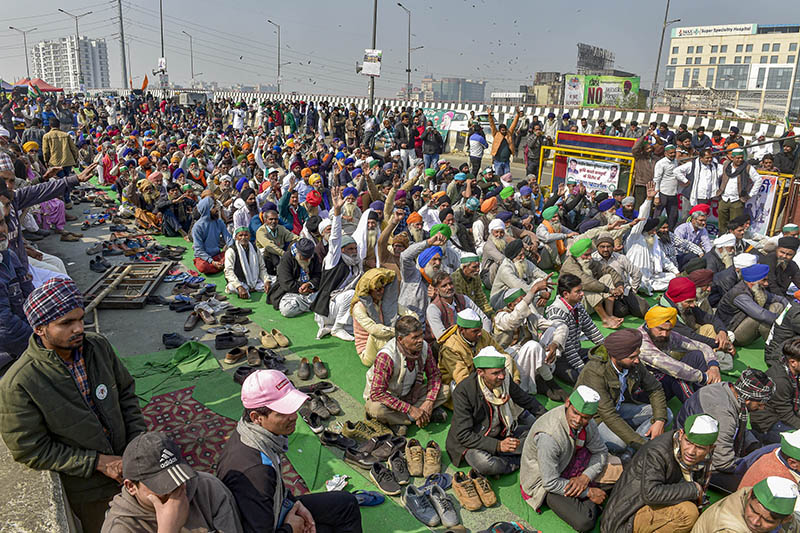 ಶಾಂತಿ ಕಾಪಾಡುವಂತೆ ಪ್ರತಿಭಟನಾನಿರತರಿಗೆ ರೈತ ನಾಯಕರ ಮನವಿ