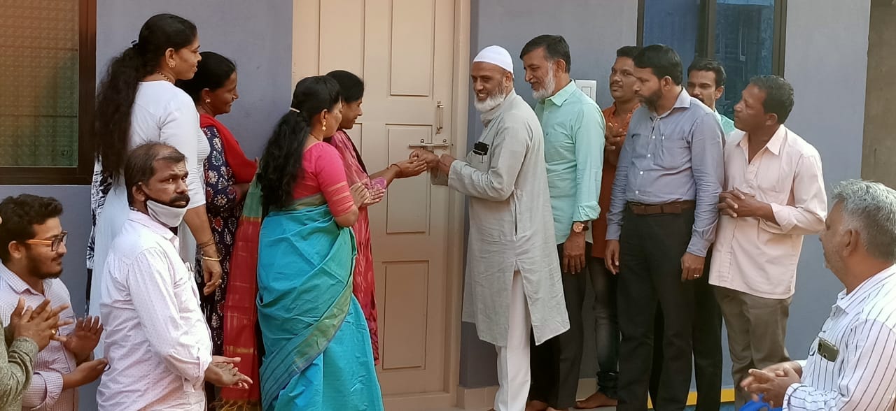 ಹೂಡೆ: ಜಮಾಅತೆ ಇಸ್ಲಾಮಿ ಹಿಂದ್‌ ವತಿಯಿಂದ ಬಿಲ್ಲವ ಕುಟುಂಬಕ್ಕೆ ಮನೆ ಹಸ್ತಾಂತರ
