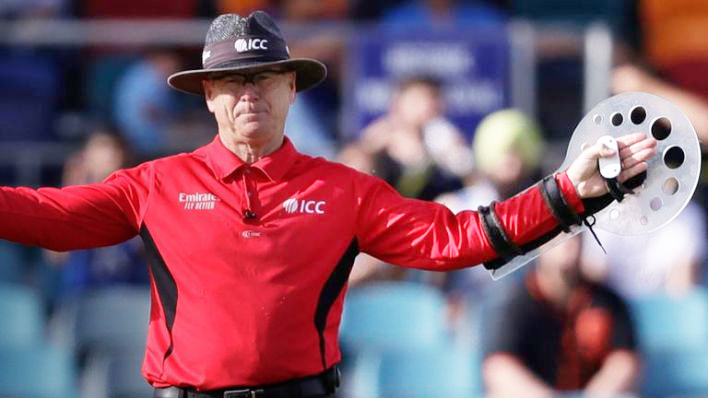 ಆಸ್ಟ್ರೇ ಲಿಯದ ಅಂಪೆರ್ ಬ್ರೂಸ್ ನಿವೃತ್ತಿ