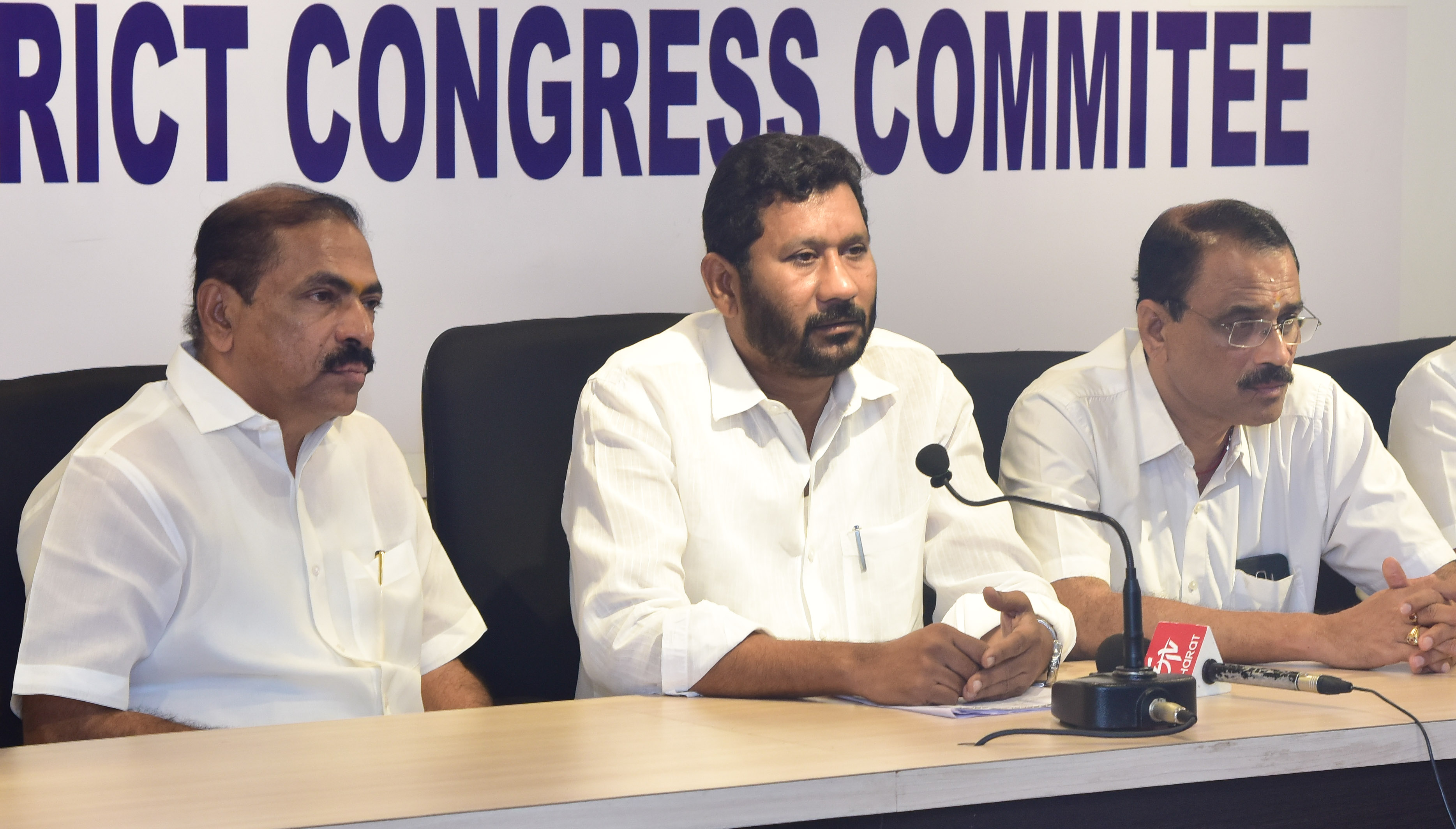 ಮನಪಾ ಆಡಳಿತದಿಂದ ಜನವಿರೋಧಿ ಬಜೆಟ್ : ವಿಪಕ್ಷ ನಾಯಕ ಅಬ್ದುಲ್ ರವೂಫ್