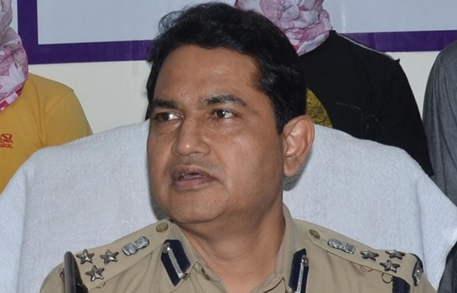 ʼಗೋಲಿ ಮಾರೋ ಸಾಲೋಂಕೊʼ ಘೋಷಣೆ ಕೂಗಿದ ಬಿಜೆಪಿ ನಾಯಕರನ್ನು ಬಂಧಿಸಿದ್ದ ಪೊಲೀಸ್ ಅಧಿಕಾರಿ ರಾಜೀನಾಮೆ!