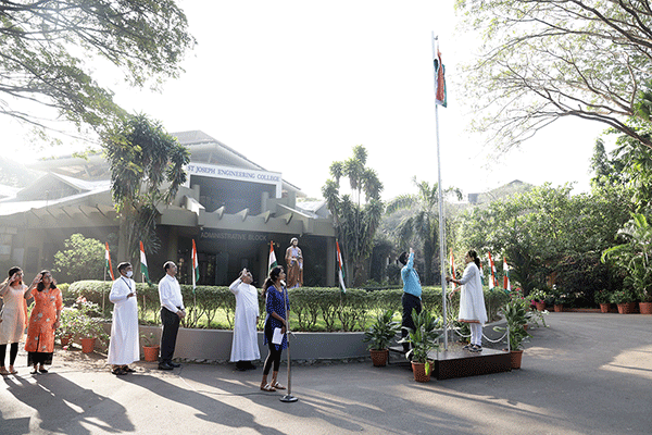 ಸಂತ ಜೋಸೆಫ್ ಇಂಜಿನಿಯರಿಂಗ್ ಕಾಲೇಜಿನಲ್ಲಿ ಗಣರಾಜ್ಯೋತ್ಸವ ಆಚರಣೆ