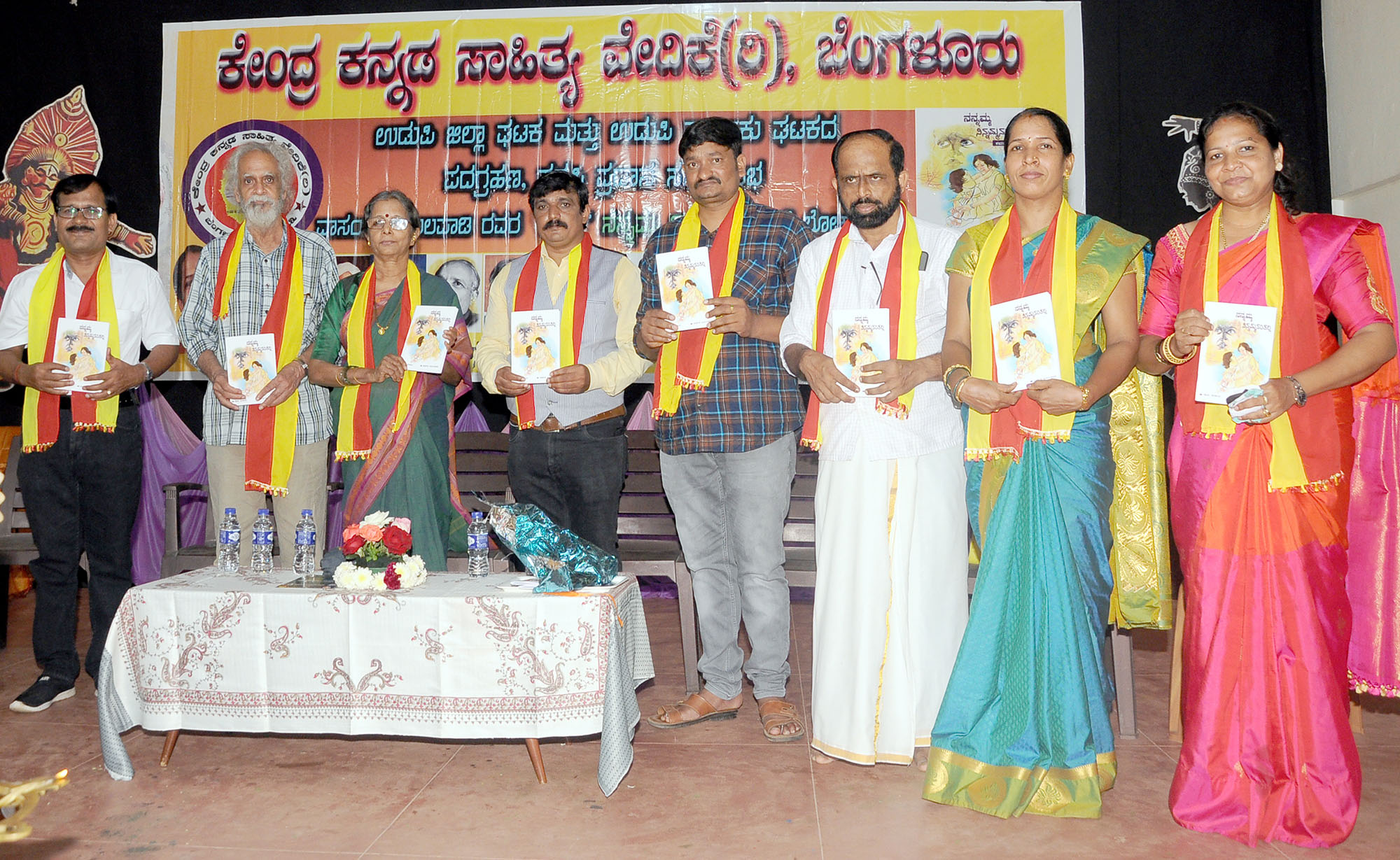 ಕೇಂದ್ರ ಸಾಹಿತ್ಯ ಪರಿಷತ್ತಿನ ಅಧ್ಯಕ್ಷ ಸ್ಥಾನ ಮಹಿಳೆಯರಿಗೆ ನೀಡಿ: ಕೊಟ್ರೆಸ್