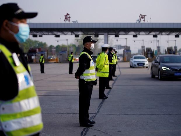 ಚೀನಾ: ಹೊಸ ಕೊರೋನ ಅಲೆ ತಡೆಗೆ ಸಂಚಾರ ನಿರ್ಬಂಧ