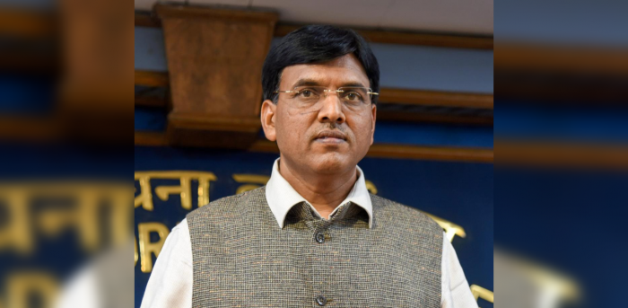 ಚೀನಾ ಸಮುದ್ರದಲ್ಲಿ ಸಿಲುಕಿರುವ ಭಾರತೀಯ ನಾವಿಕರು ಮುಂದಿನ ವಾರ ಹಿಂದಕ್ಕೆ: ಸಚಿವ ಮನ್‌ಸುಖ್ ಮಾಂಡವಿಯ