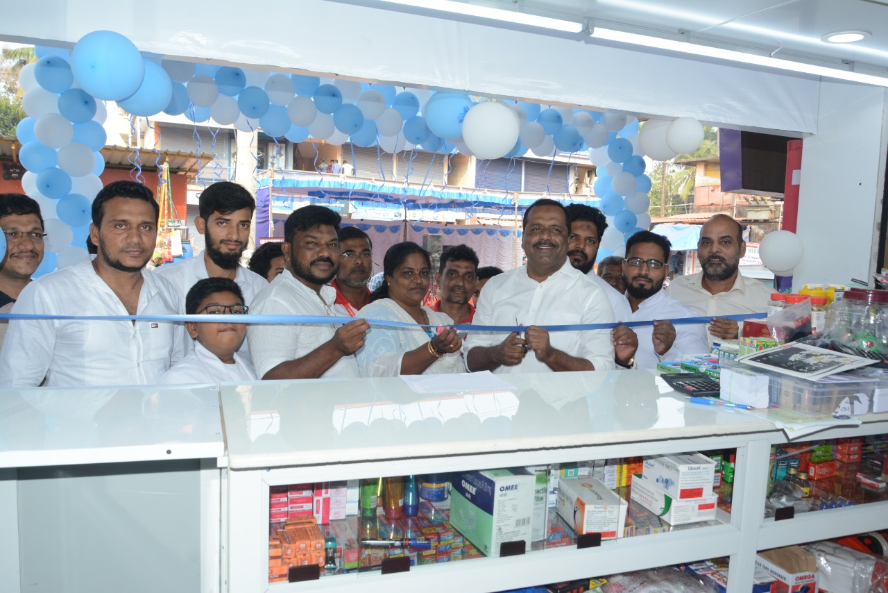 ತೊಕ್ಕೋಟ್ಟು : ಲೈಫ್ ಮೆಡಿಕಲ್ ಉದ್ಘಾಟನಾ ಅಂಗವಾಗಿ ರಕ್ತದಾನ ಶಿಬಿರ