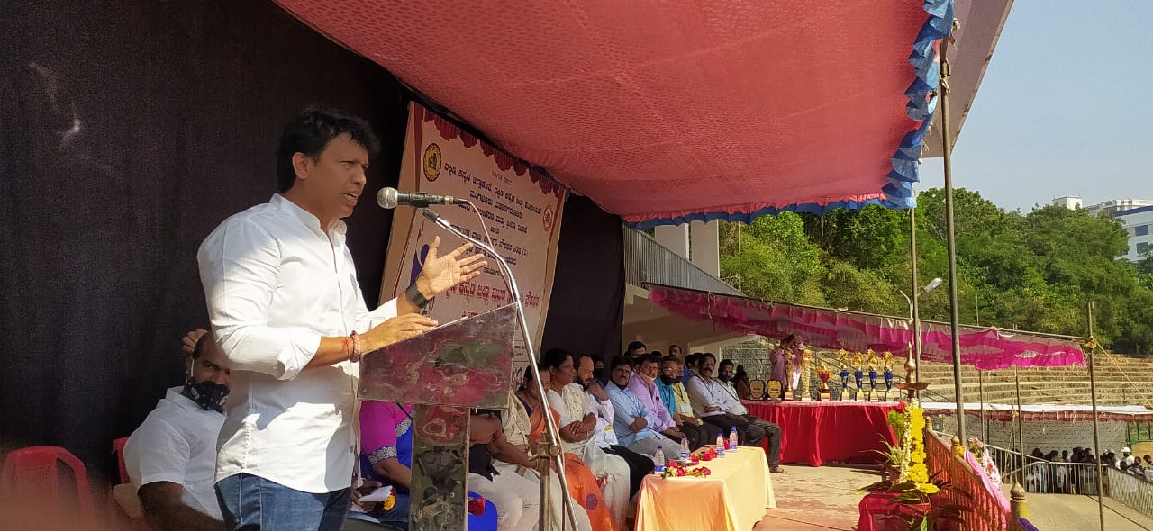 ಸರಕಾರಿ ನೌಕರರ ಕ್ರೀಡಾಕೂಟ : ಶಾಸಕ ಡಾ. ಭರತ್ ಶೆಟ್ಟಿ ಚಾಲನೆ