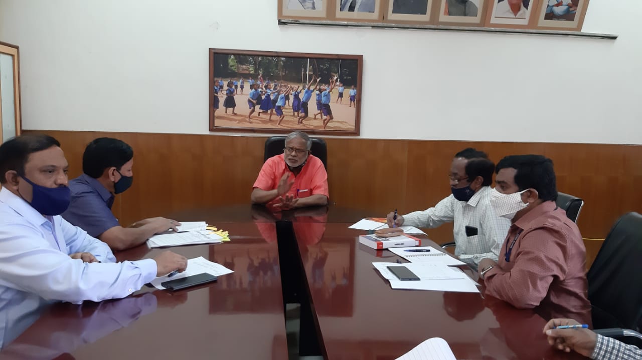 ಬಾಲ ಕಾರ್ಮಿಕ-ಬಾಲ್ಯ ವಿವಾಹ ಸಮಸ್ಯೆ ಪರಿಶೀಲನೆಗೆ ಸುರೇಶ್ ಕುಮಾರ್ ಸೂಚನೆ