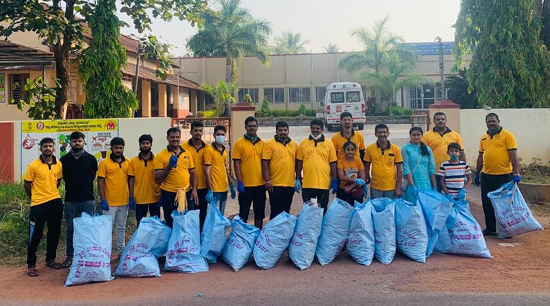 ಪ್ರೇಮಿಗಳ ದಿನದಂದು ‘ಪರಿಸರ ಪ್ರೇಮಿಗಳಾಗೋಣ’ ಸಂದೇಶದೊಂದಿಗೆ ಸ್ವಚ್ಛತೆ