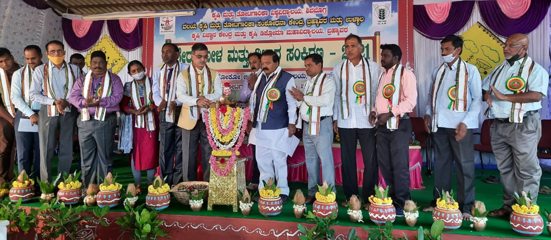 ​ಗೇರು ಕೃಷಿ ಬಂಜರು ಭೂಮಿಯಲ್ಲಿ ಬಂಗಾರದ ಬೆಳೆ: ಡಾ.ವೆಂಕಟೇಶ್