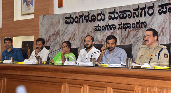 ಮಂಗಳೂರಿನಲ್ಲಿ ಫುಟ್‌ಪಾತ್ ಅತಿಕ್ರಮಣದ ವಿರುದ್ಧ ಮತ್ತೆ ಟೈಗರ್ ಕಾರ್ಯಾಚರಣೆ