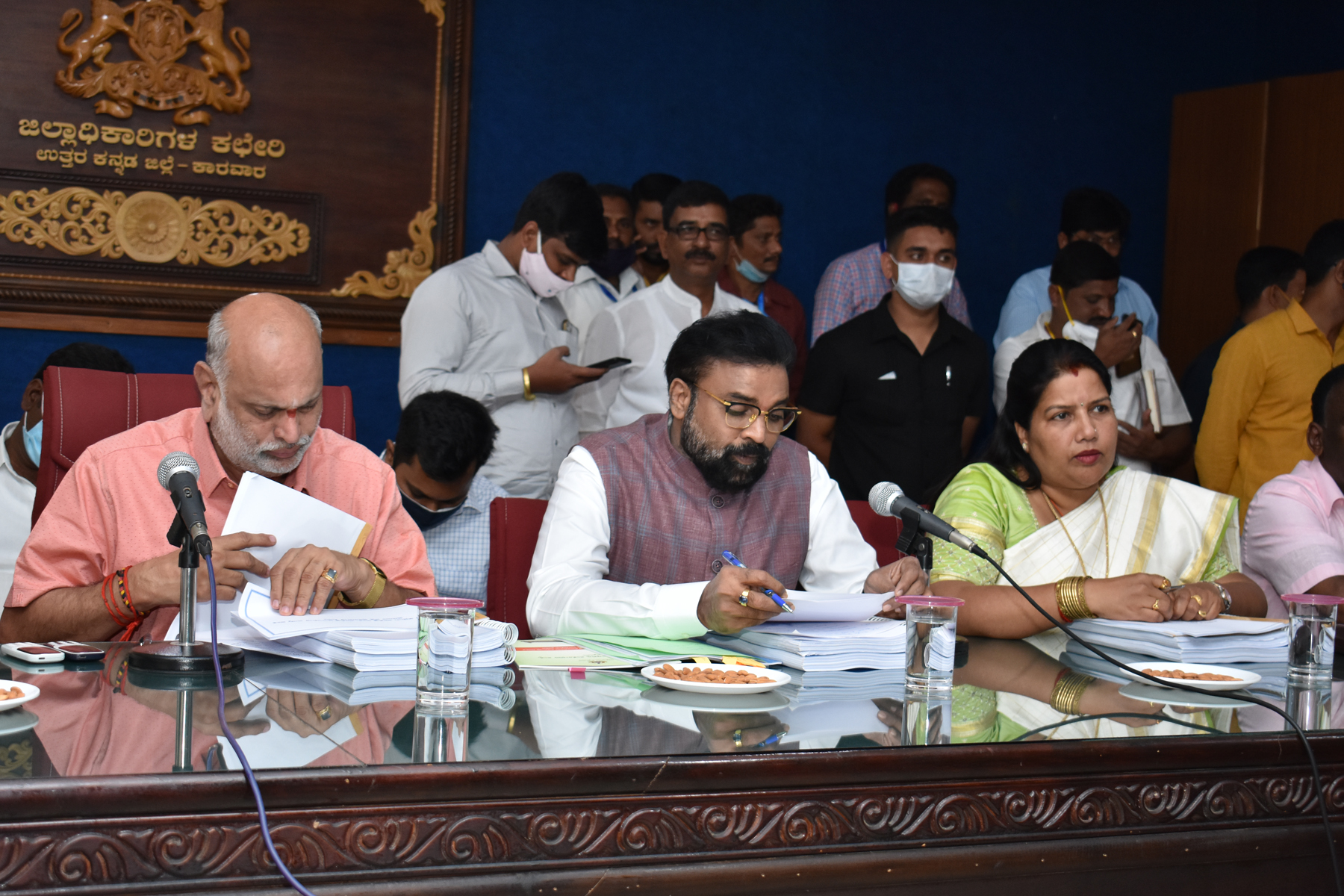 ತಜ್ಞರೊಂದಿಗೆ ಚರ್ಚಿಸಿ ಜಾತಿ ಪ್ರಮಾಣ ಪತ್ರ ಹಂಚಿಕೆ: ಸಚಿವ ಶ್ರೀರಾಮುಲು