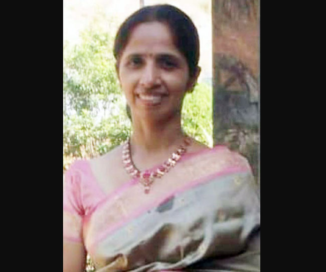 ಪುತ್ತೂರು: ಸಾಲ ವಸೂಲಿಗಾಗಿ ಮನೆ ಮುಟ್ಟುಗೋಲು; ಡೆತ್ ನೋಟ್ ಬರೆದಿಟ್ಟು ಮಹಿಳೆ ಆತ್ಮಹತ್ಯೆ