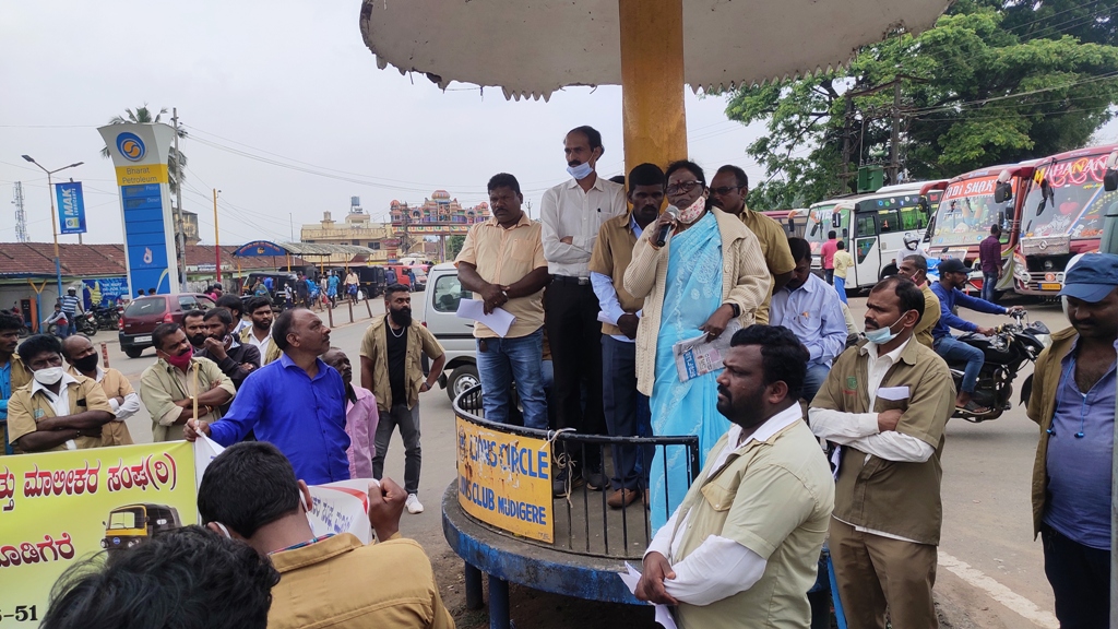 ತಮ್ಮ ಹಕ್ಕಿಗಾಗಿ ಪ್ರತಿಭಟಿಸಿಸುವ ಜನರನ್ನು ದೇಶದ್ರೋಹಿಗಳೆಂದು ಬಿಂಬಿಸಲಾಗುತ್ತಿದೆ: ಮಾಜಿ ಸಚಿವೆ ಮೋಟಮ್ಮ