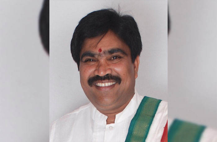 ದಾವಣಗೆರೆ ಮೇಯರ್-ಉಪಮೇಯರ್ ಚುನಾವಣೆ: ಆರ್.ಶಂಕರ್ ಮತದಾನ ನಿರ್ಬಂಧಿಸಲು ಹೈಕೋರ್ಟ್ ನಕಾರ