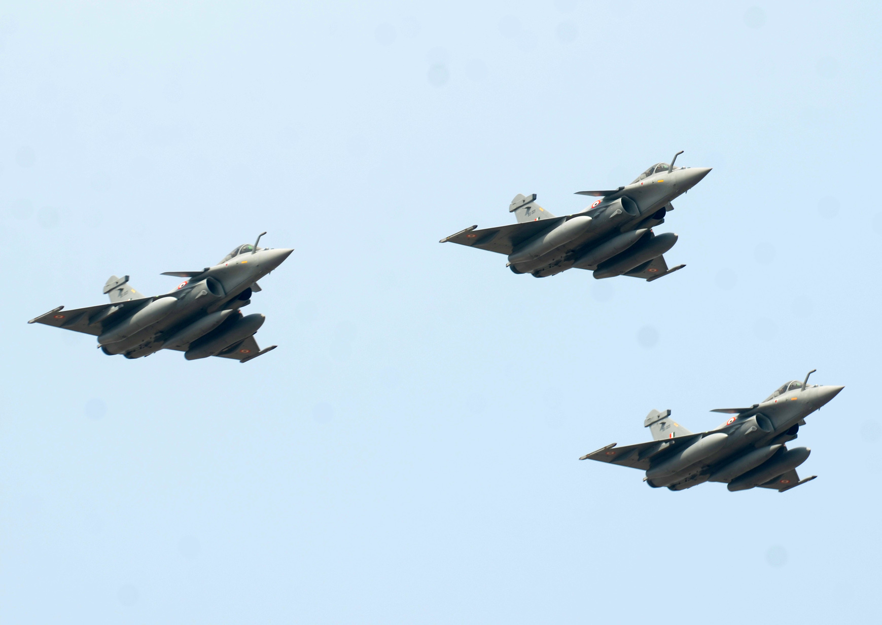 ಆಕರ್ಷಣೆಯ ಕೇಂದ್ರ ಬಿಂದುವಾದ ತೇಜಸ್ ಸಾರಂಗ್, ಸೂರ್ಯ ಕಿರಣ್ ಜಂಟಿ ಪ್ರದರ್ಶನ ಅದ್ಭುತ