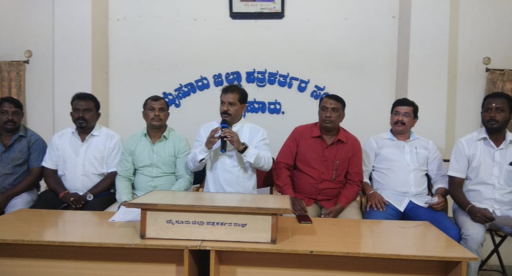 ದಲಿತ, ಹಿಂದುಳಿದ ವರ್ಗಗಳ ವಿರೋಧಿ ಬಜೆಟ್: ಕೆ.ಎಸ್.ಶಿವರಾಮು ಆಕ್ರೋಶ