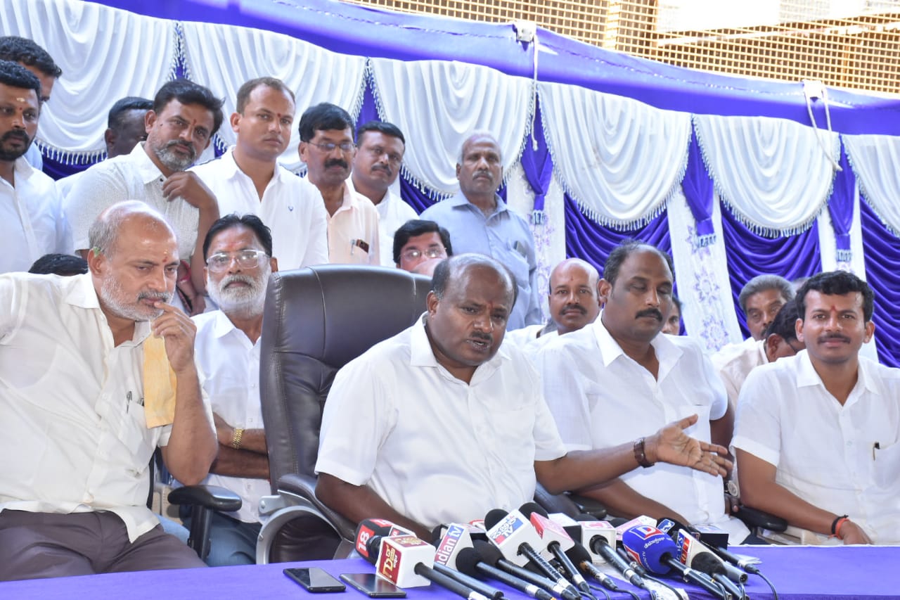 ರಮೇಶ್ ಜಾರಕಿಹೊಳಿ ಸಿಡಿ ಪ್ರಕರಣ ತನಿಖೆಯನ್ನು ತಿಪ್ಪೆ ಸಾರಿಸುವ ತನಿಖೆ ಎಂದ ಕುಮಾರಸ್ವಾಮಿ