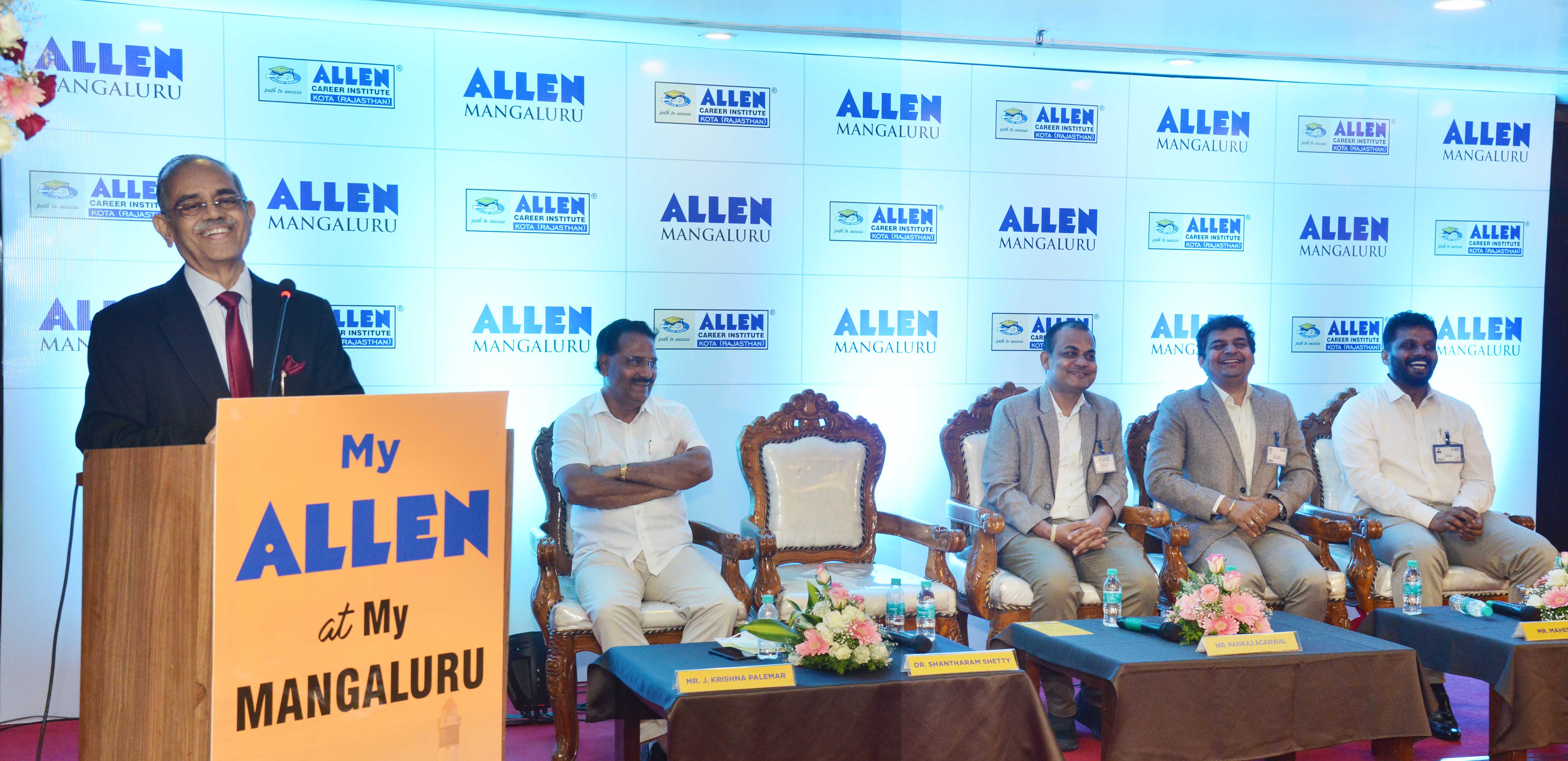 ವಿದ್ಯಾರ್ಥಿಗಳ ಪಾಲಿಗೆ ಹೊಸ ಬೆಳಕು : ಡಾ.ಶಾಂತರಾಮ ಶೆಟ್ಟಿ