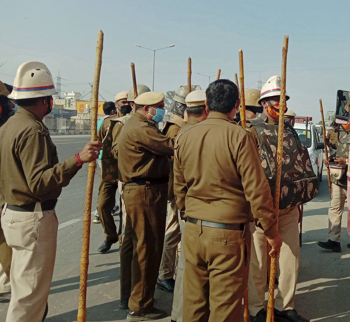 ಉ.ಪ್ರದೇಶ: ಅತ್ಯಾಚಾರ ಪ್ರಕರಣ: 4 ಪೊಲೀಸ್ ಅಧಿಕಾರಿಗಳ ಅಮಾನತು