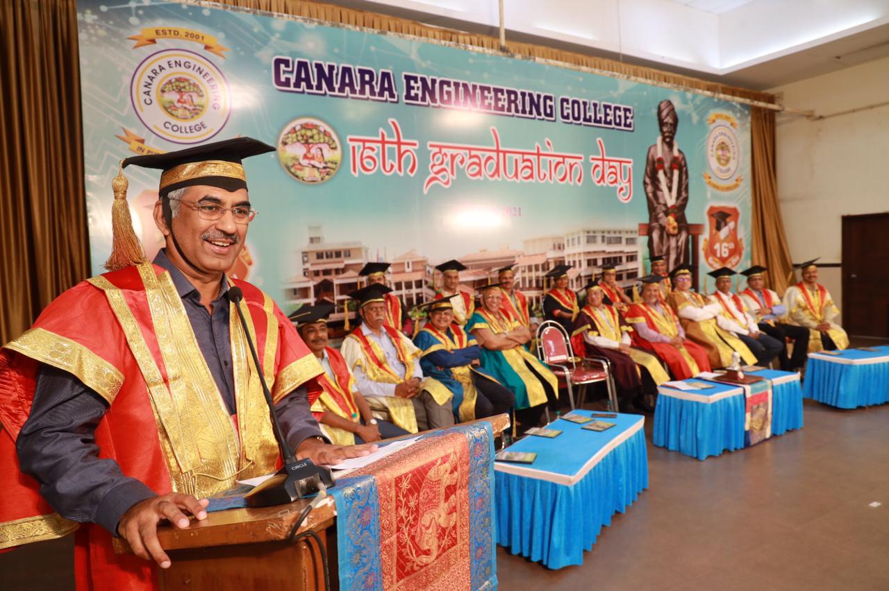 ಕೆನರಾ ಇಂಜಿನಿಯರಿಂಗ್ ಕಾಲೇಜು ವಿದ್ಯಾರ್ಥಿಗಳಿಗೆ ಪದವಿ ಪ್ರದಾನ