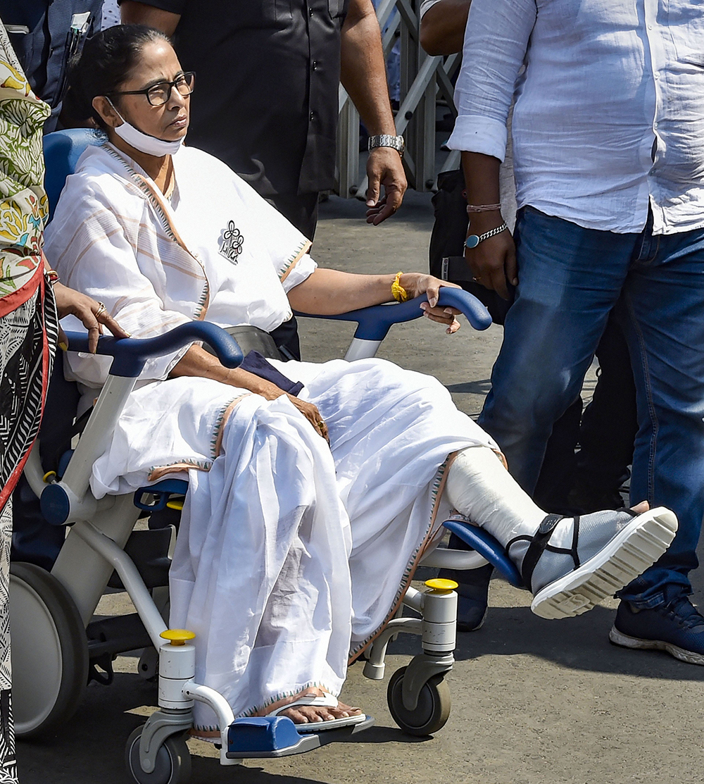 ಗಾಯಗೊಂಡ ಹುಲಿ ಅತೀ ಅಪಾಯಕಾರಿ: ಮಮತಾ ಬ್ಯಾನರ್ಜಿ ಹೇಳಿಕೆ