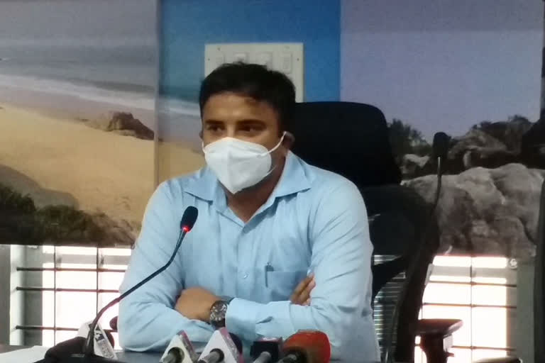 ತಾಲೂಕು ಮಟ್ಟದಲ್ಲಿ ಗ್ರಾಮವಾಸ್ತವ್ಯ ಮಾದರಿ ಕಾರ್ಯ: ಜಿಲ್ಲಾಧಿಕಾರಿ ಡಾ. ರಾಜೇಂದ್ರ