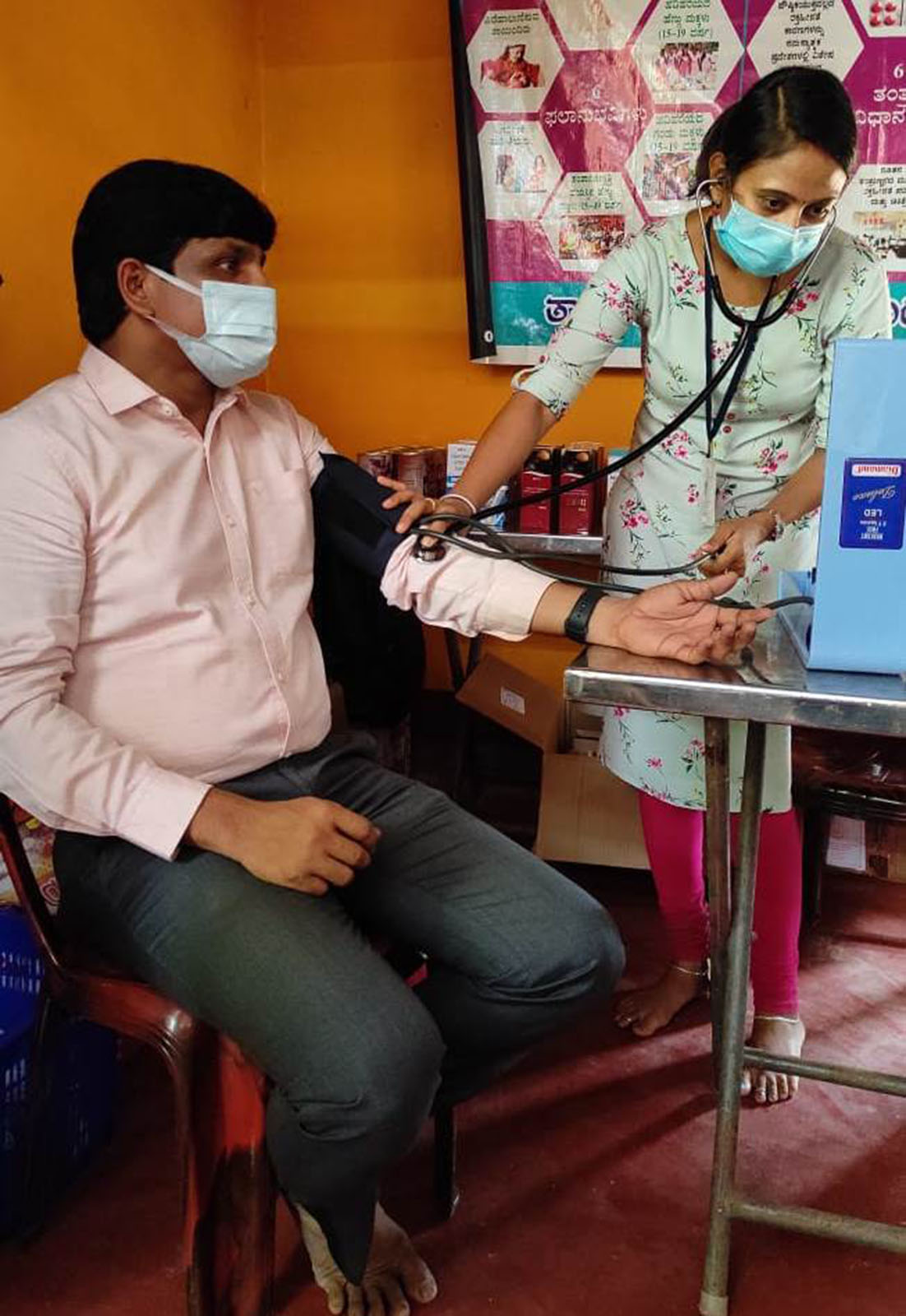 ಉಡುಪಿ : ಜಿಲ್ಲಾಧಿಕಾರಿಗಳ ಗ್ರಾಮ ವಾಸ್ತವ್ಯದಲ್ಲಿ ಮೂಡಿತು ಕೋವಿಡ್ ಜಾಗೃತಿ