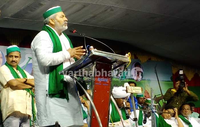 ರೈತರ ವಿದ್ಯುತ್, ಭೂಮಿಯನ್ನು ಕಿತ್ತುಕೊಳ್ಳಲು ಸರಕಾರದ ಹುನ್ನಾರ: ರಾಕೇಶ್ ಟಿಕಾಯತ್ ಆರೋಪ