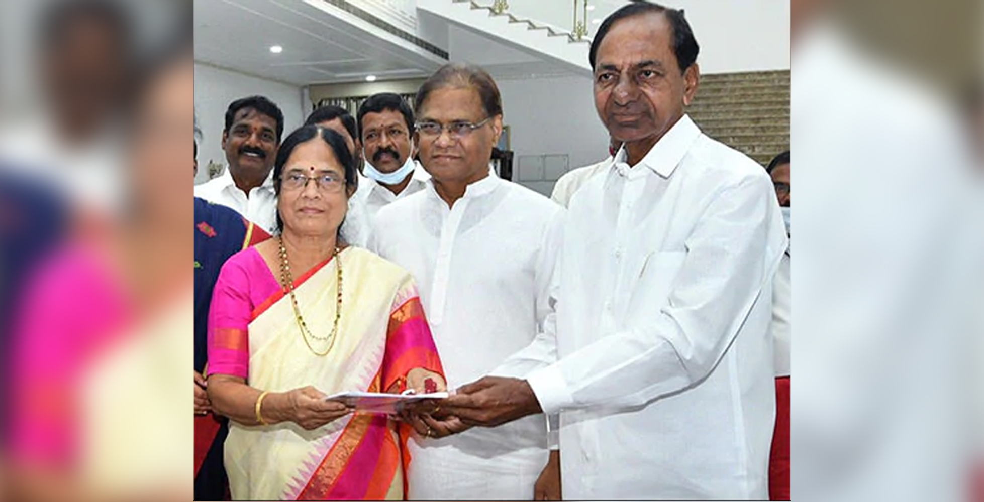 ತೆಲಂಗಾಣ ಎಂಎಲ್ಸಿ ಚುನಾವಣೆ: ಬಿಜೆಪಿ ಅಭ್ಯರ್ಥಿ ವಿರುದ್ಧ ಗೆಲುವು ಸಾಧಿಸಿದ ಪಿ.ವಿ ನರಸಿಂಹರಾವ್ ಪುತ್ರಿ