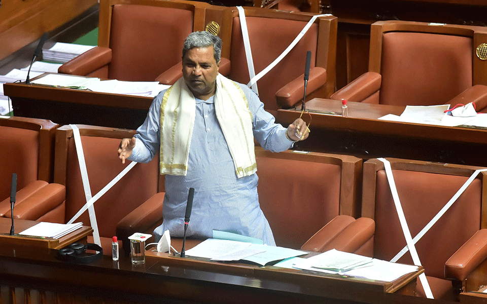 ಸಚಿವ ಸುಧಾಕರ್ ಉದ್ಧಟತನದ ಹೇಳಿಕೆ ನೀಡಿದ್ದಾರೆ: ಸಿದ್ದರಾಮಯ್ಯ