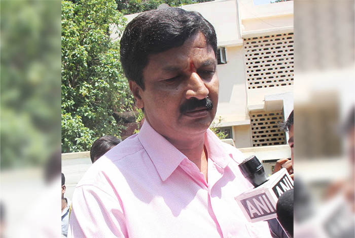 ಸರಕಾರವನ್ನೇ ಪತನಗೊಳಿಸಿದ್ದೇನೆ, ಇದು ಯಾವ ಲೆಕ್ಕ: ಸಿಡಿ ಪ್ರಕರಣದ ಬಗ್ಗೆ ರಮೇಶ್ ಜಾರಕಿಹೊಳಿ