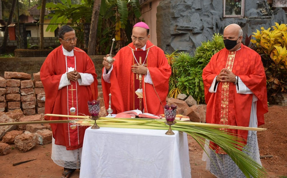ಉಡುಪಿ: ಸರಳವಾಗಿ ಪಾಮ್ ಸಂಡೆ ಆಚರಣೆ