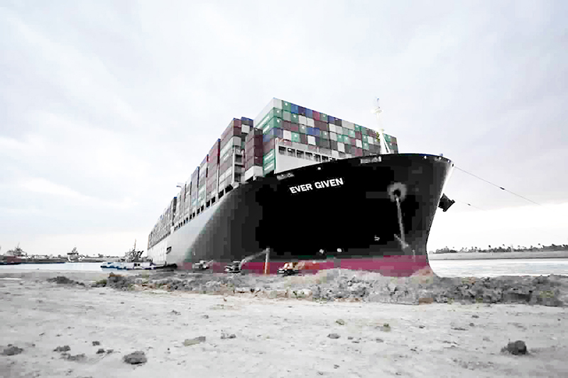 ಸೂಯೆಝ್ ಕಾಲುವೆಯಲ್ಲಿ ಹೂತುಹೋದ ಹಡಗು: ಸಿರಿಯಕ್ಕೆ ಸಂಕಷ್ಟ, ತೈಲದ ಪಡಿತರ ವಿತರಣೆ