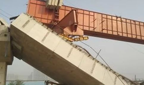 ಗುರುಗಾಂವ್-ದ್ವಾರಕಾ ಎಕ್ಸ್‌ಪ್ರೆಸ್ ವೇ ಕುಸಿತ: ಮೂವರು ಕಾರ್ಮಿಕರಿಗೆ ಗಾಯ