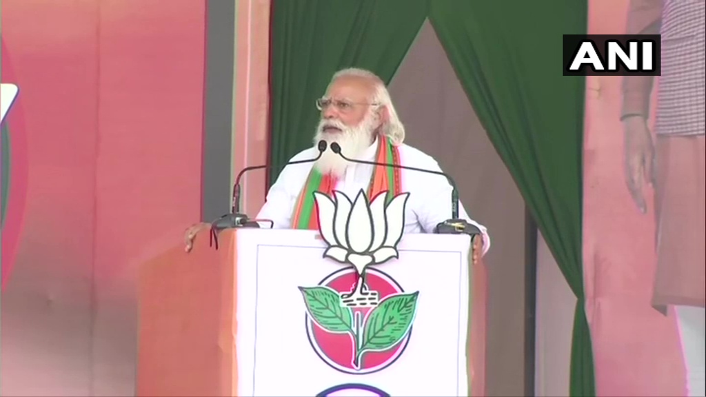 ಏಸುಕ್ರಿಸ್ತನಿಗೆ ಜೂದಸ್‌ ದ್ರೋಹಗೈದಂತೆ ಪಿಣರಾಯಿ ಕೇರಳಕ್ಕೆ ದ್ರೋಹ ಮಾಡುತ್ತಿದ್ದಾರೆ: ನರೇಂದ್ರ ಮೋದಿ