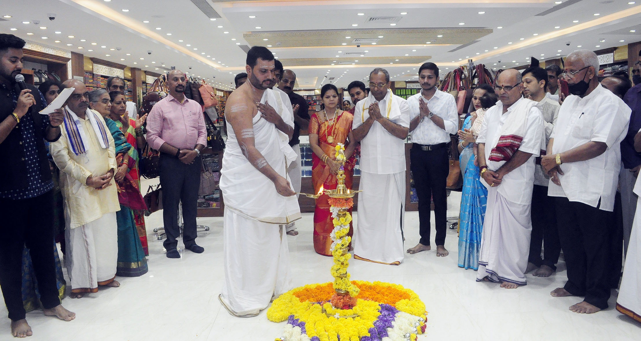 ಬ್ರಹ್ಮಾವರದ ನೂತನ ವಸ್ತ್ರಮಳಿಗೆ ಸತ್ಯನಾಥ ಸ್ಟೋರ್ಸ್‌ ಶುಭಾರಂಭ