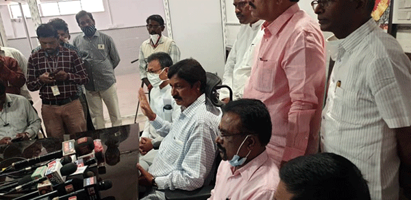 ಸಿಡಿ ಬಿಡುಗಡೆ ಹಿಂದೆ ಮಹಾನ್ ನಾಯಕನೋರ್ವನ ಷಡ್ಯಂತ್ರ: ರಮೇಶ್ ಜಾರಕಿಹೊಳಿ