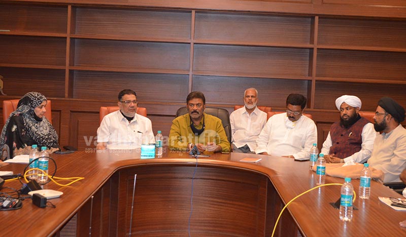 ಮಂಗಳೂರು- ಕಲಬುರಗಿಯಲ್ಲಿ ಹಜ್ ಭವನ ನಿರ್ಮಾಣ: ಸಚಿವ ಆನಂದ್ ಸಿಂಗ್