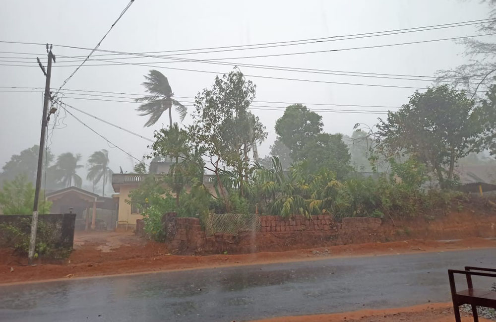 ಕುಂದಾಪುರ: ಆಲಿಕಲ್ಲು ಸಹಿತ ಗುಡುಗು, ಮಳೆ