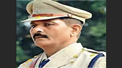 ​ಹತ್ಯೆಗೀಡಾದ ಪೊಲೀಸ್ ಅಧಿಕಾರಿಯ ತಾಯಿ ಆಘಾತದಿಂದ ಮೃತ್ಯು